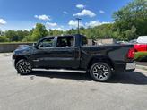 Thumbnail of 2025 Diamond Black Crystal Pearlcoat RAM 1500
