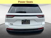 Thumbnail of 2023 Bright White Clearcoat Jeep Grand Cherokee