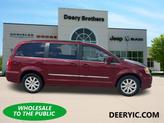 Thumbnail of 2016 Deep Cherry Red Crystal Pearlcoat Chrysler Town & Country