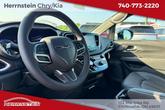 Thumbnail of 2025 Diamond Black Crystal Pearlcoat Chrysler Voyager