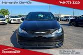 Thumbnail of 2025 Diamond Black Crystal Pearlcoat Chrysler Voyager