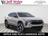 Photo of 2026 Summit White Chevrolet Trax