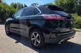 Thumbnail of 2019 Agate Black Metallic Ford Edge