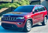 Photo of 2017 Velvet Red Pearlcoat Jeep Grand Cherokee