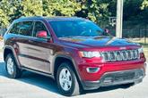 Thumbnail of 2017 Velvet Red Pearlcoat Jeep Grand Cherokee