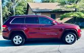 Thumbnail of 2017 Velvet Red Pearlcoat Jeep Grand Cherokee