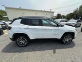 Thumbnail of 2022 White Jeep Compass