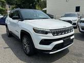 Photo of 2022 White Jeep Compass