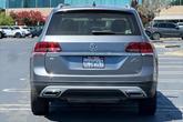Thumbnail of 2018 Platinum Gray Metallic Volkswagen Atlas
