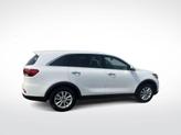 Thumbnail of 2020 Snow White Pearl Kia Sorento