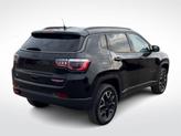 Thumbnail of 2020 Diamond Black Crystal Pearlcoat Jeep Compass