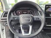 Thumbnail of 2019 Glacier White Metallic Audi Q5