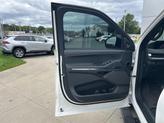 Thumbnail of 2025 White Metallic Lincoln Navigator