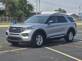 Thumbnail of 2022 Iconic Silver Metallic Ford Explorer