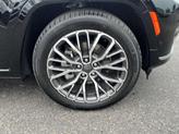 Thumbnail of 2021 Diamond Black Jeep Grand Cherokee L
