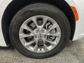 Thumbnail of 2022 Bright White Clearcoat Chrysler Pacifica
