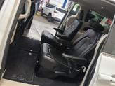 Thumbnail of 2022 Bright White Clearcoat Chrysler Pacifica
