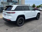 Thumbnail of 2025 Bright White Clearcoat Jeep Grand Cherokee