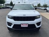 Thumbnail of 2025 Bright White Clearcoat Jeep Grand Cherokee