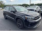Thumbnail of 2022 Deep Black Pearl Effect Volkswagen Taos