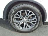Thumbnail of 2017 Diamond White Pearl Mitsubishi Outlander