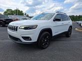 Thumbnail of 2022 Bright White Clearcoat Jeep Cherokee