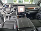 Thumbnail of 2025 Summit White GMC Yukon XL