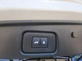 Thumbnail of 2025 White / Black Nissan Pathfinder