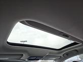 Thumbnail of 2025 Aspen White Tricoat/Super Black Nissan Sentra