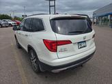 Thumbnail of 2017 White Diamond Pearl Honda Pilot