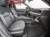 Thumbnail of 2026 Gun Metallic Nissan Kicks