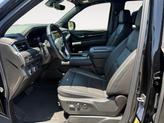Thumbnail of 2024 Onyx Black GMC Yukon