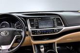Thumbnail of 2017 Black Toyota Highlander