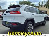 Thumbnail of 2014 Bright White Clearcoat Jeep Cherokee