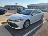 Thumbnail of 2018 Pearl Toyota Camry Hybrid