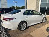 Thumbnail of 2018 Pearl Toyota Camry Hybrid