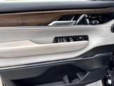 Thumbnail of 2022 Diamond Black Crystal Pearlcoat Jeep Grand Wagoneer
