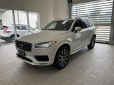Photo of 2023 Crystal White Volvo XC90