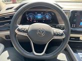 Thumbnail of 2026 avocado green pearl Volkswagen Atlas