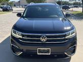 Thumbnail of 2022 Deep Black Pearl Volkswagen Atlas