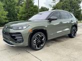 Thumbnail of 2025 Avocado Green w/Deep Black Roof Volkswagen Tiguan