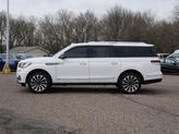 Thumbnail of 2023 Pristine White Metallic Tri-Coat Lincoln Navigator