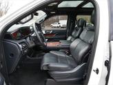 Thumbnail of 2023 Pristine White Metallic Tri-Coat Lincoln Navigator