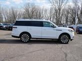 Thumbnail of 2024 Pristine White Metallic Tri-Coat Lincoln Navigator