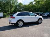 Thumbnail of 2014 White Platinum Metallic Tri-Coat Lincoln MKX