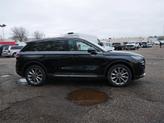 Thumbnail of 2022 Infinite Black Metallic Clearcoat Lincoln Corsair