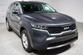 Thumbnail of 2022 Gray Kia Sorento