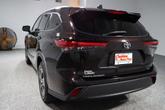 Thumbnail of 2022 Purple Toyota Highlander