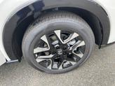 Thumbnail of 2026 Platinum White Pearl Honda HR-V