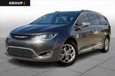 Photo of 2017 Granite Crystal Metallic Clearcoat Chrysler Pacifica